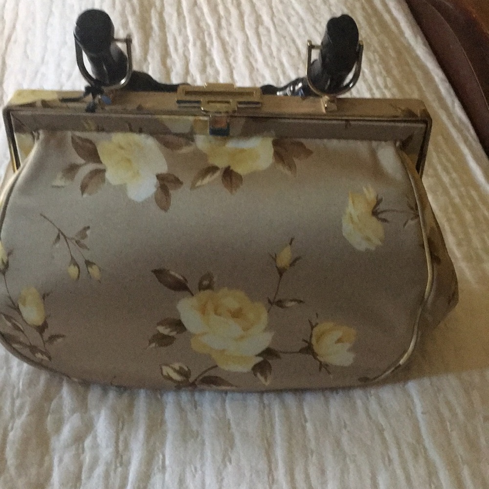 Clutch bag